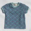T-shirt-med-dinos-jeansblaa-med-blaa-rib-oeko-tex-95-5-bomuld-elastan