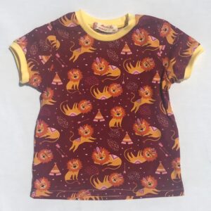 T-shirt-bordeaux-med-indianerloever-oeko-tex-bomuld-elastan-95-5