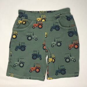 Shorts-groen-med-traktorer-oeko-tex-bomuld-elastan